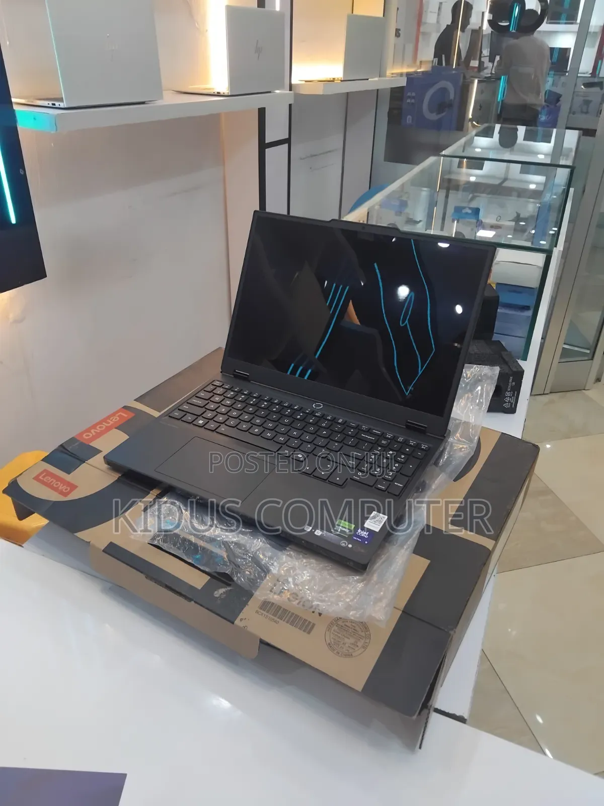 New Laptop Lenovo Legion 5 32GB Intel Core Ultra 9 SSD 1T