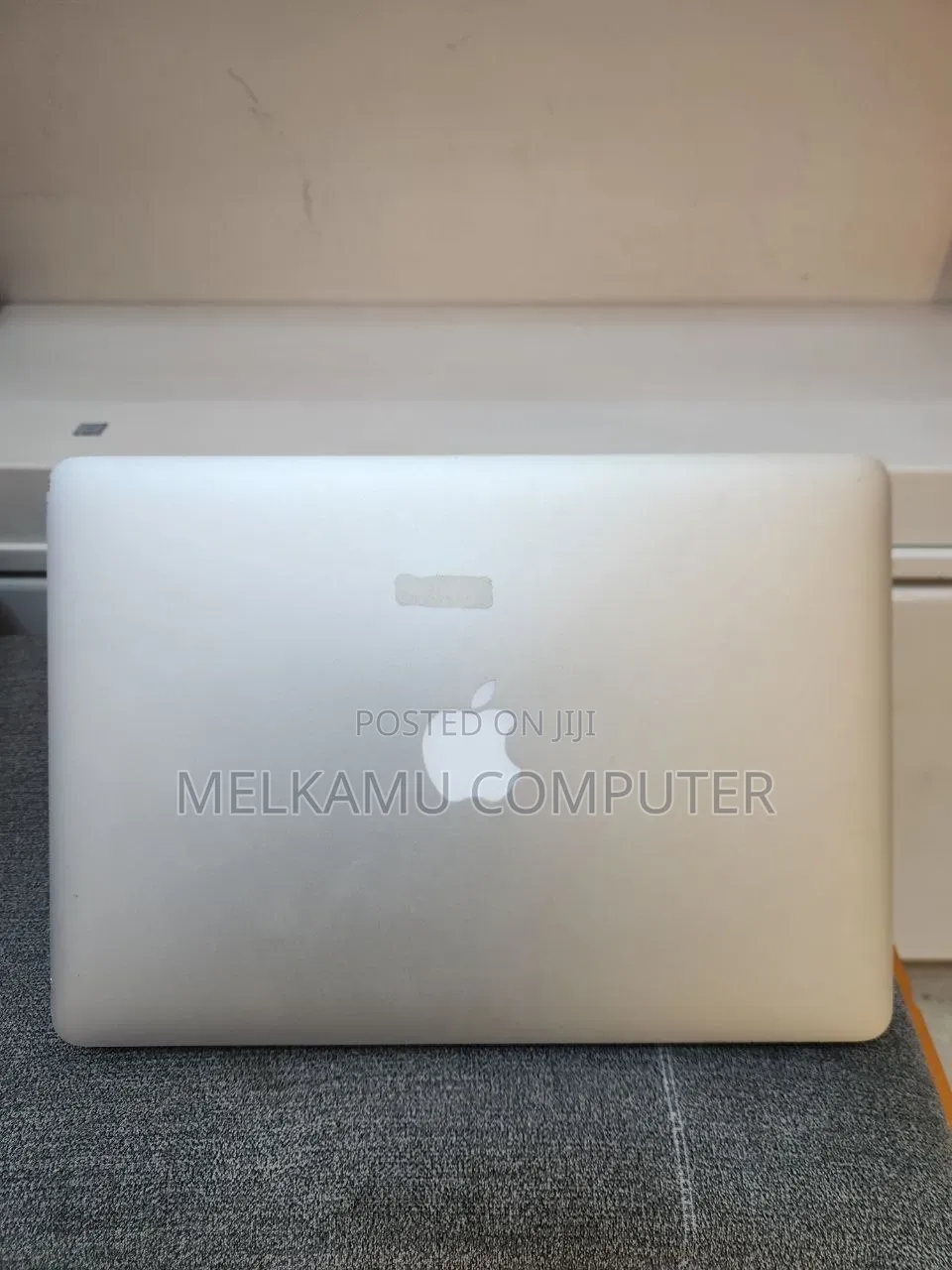 New Laptop Apple MacBook Air 2017 8GB Intel Core i5 SSD 256GB