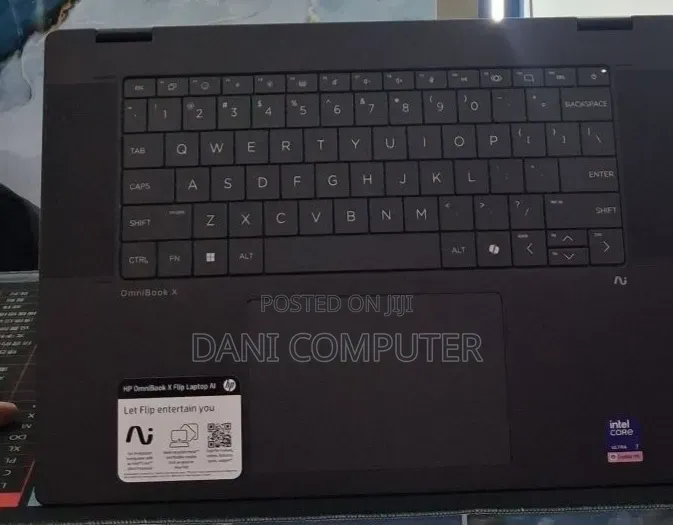 New Laptop HP OmniBook Ultra Flip 16" 16GB Intel Core Ultra 7 SSD 1T