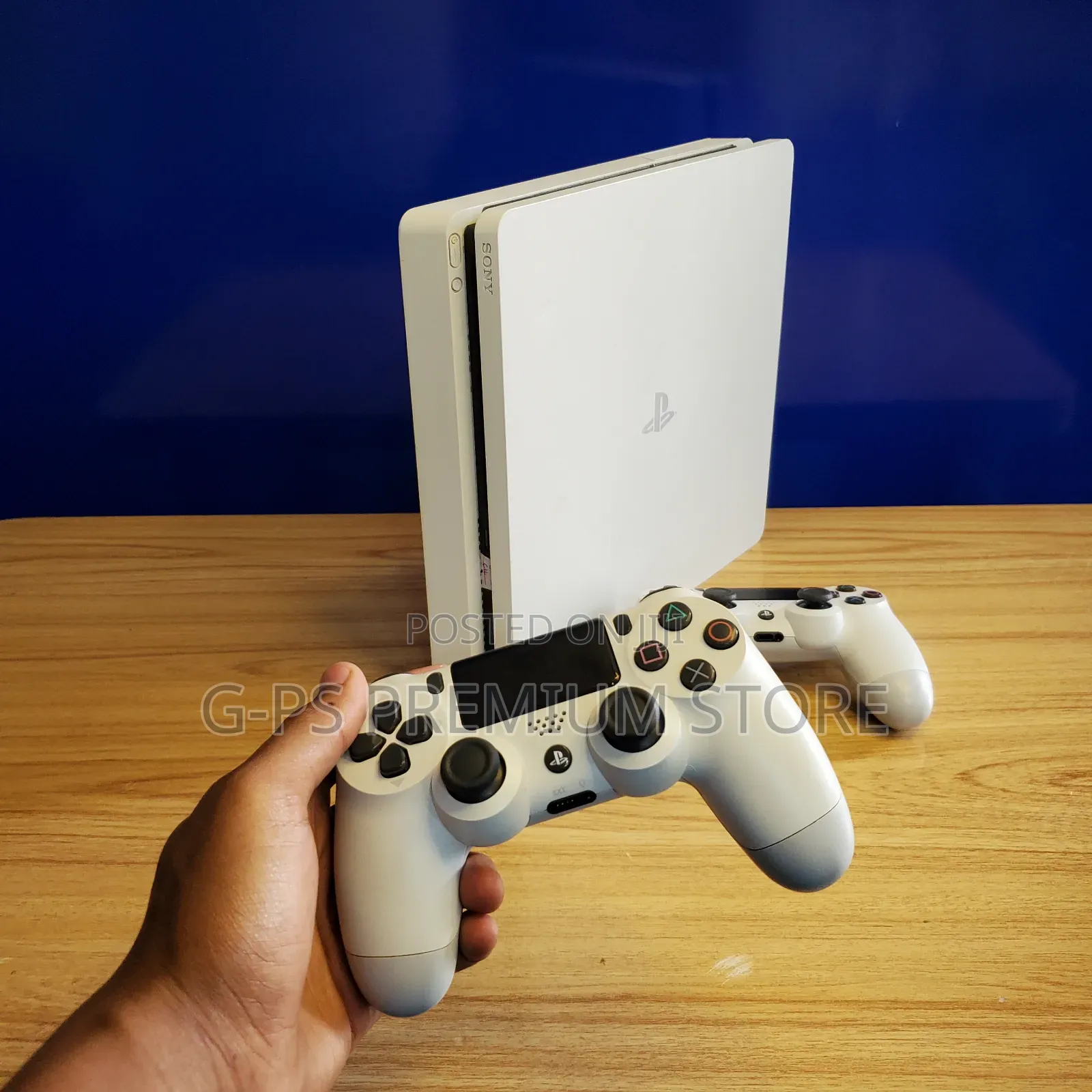 . Like New PS4 Slim Console