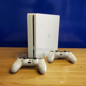 PlayStation 4 Slim With 2 Controllers
