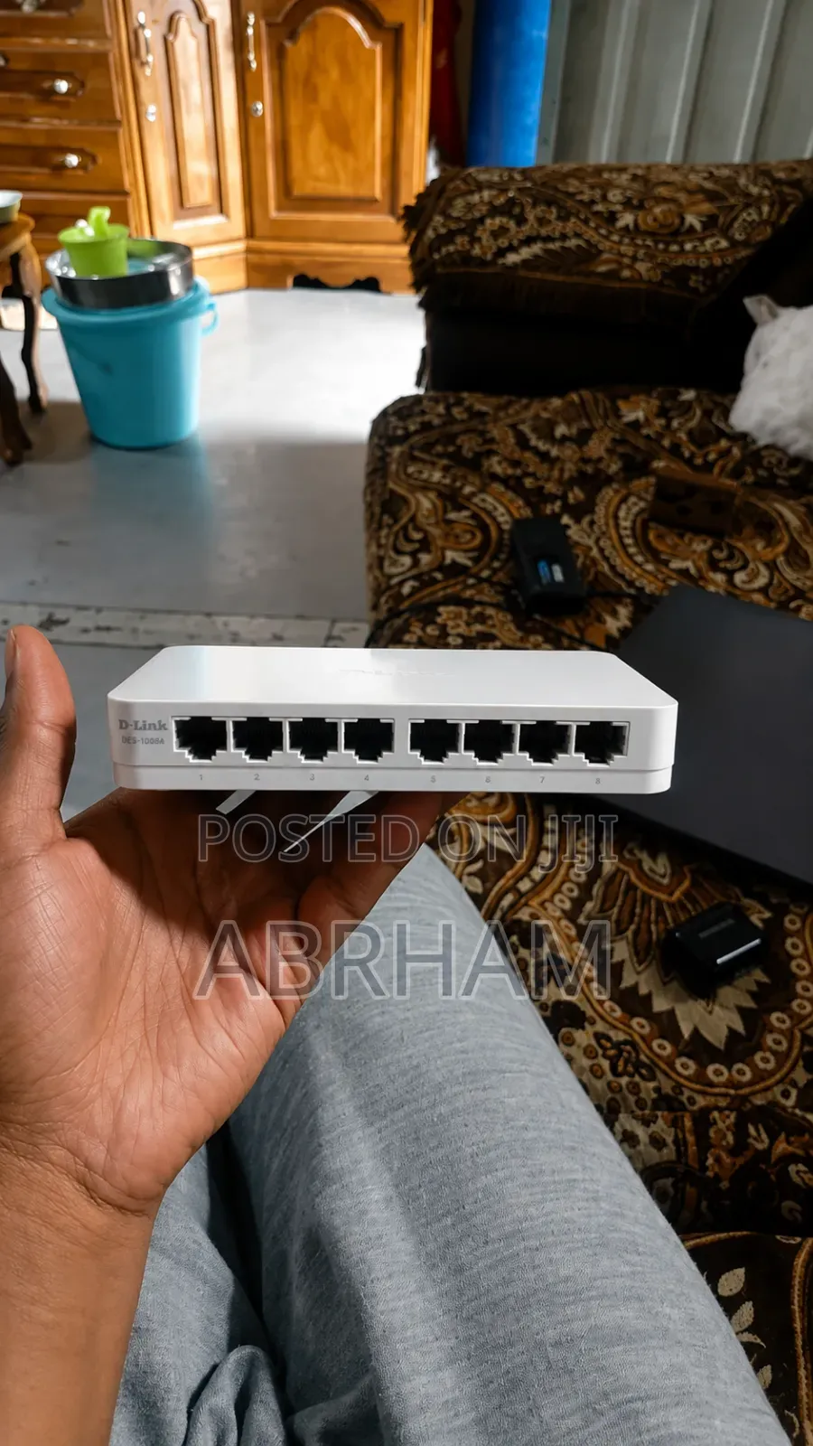 D-Link DES-1008A 8-Port Fast Ethernet Switch