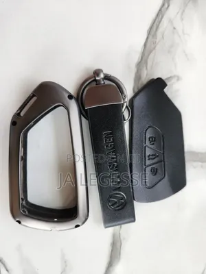 Premium Car Key Cover Keychain – Toyota, Volkswagen Hyundai