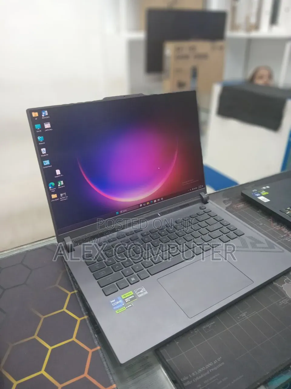 New Laptop Asus ROG Strix G16 G614 16GB Intel Core i9 SSD 1T