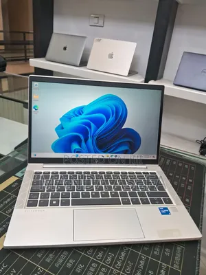 New Laptop HP EliteBook 830 G8 8GB Intel Core i5 SSD 256GB