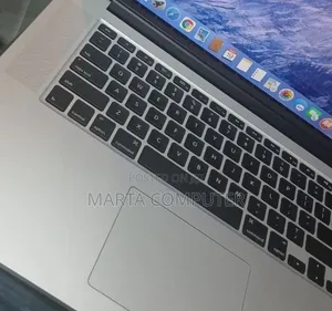 New Laptop Apple MacBook Pro 2015 8GB SSD 128GB