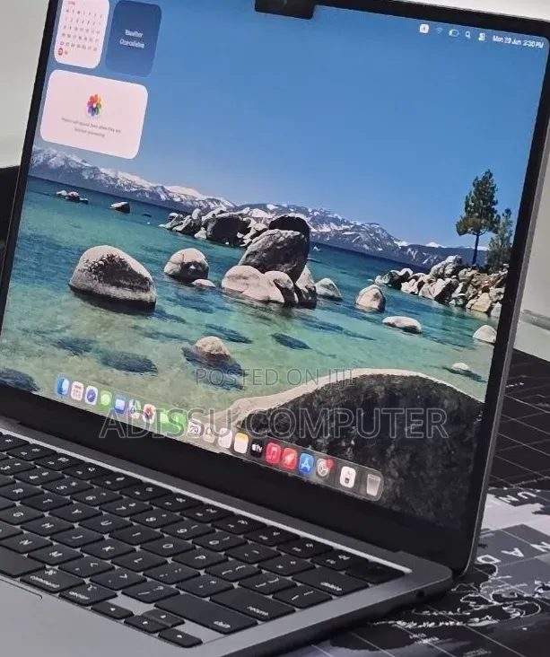 New Laptop Apple MacBook Air 2022 M2 16GB Apple M2 Ultra SSD 256GB
