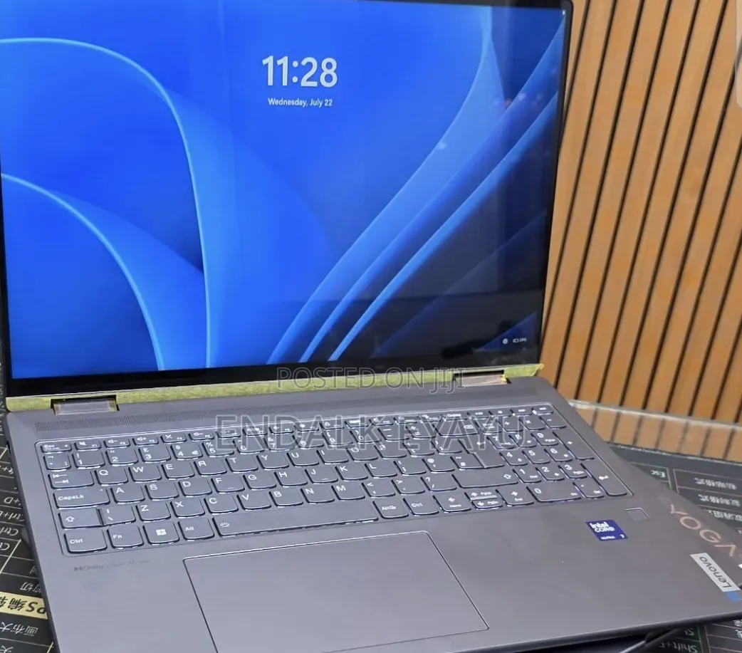 New Laptop Lenovo Yoga 7 15ITL5 16GB Intel Core Ultra 7 SSD 512GB