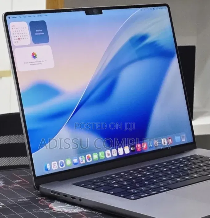 New Laptop Apple MacBook Pro 2021 M1 64GB Apple M1 Max SSD 1T