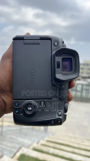 Canon R Camera Body