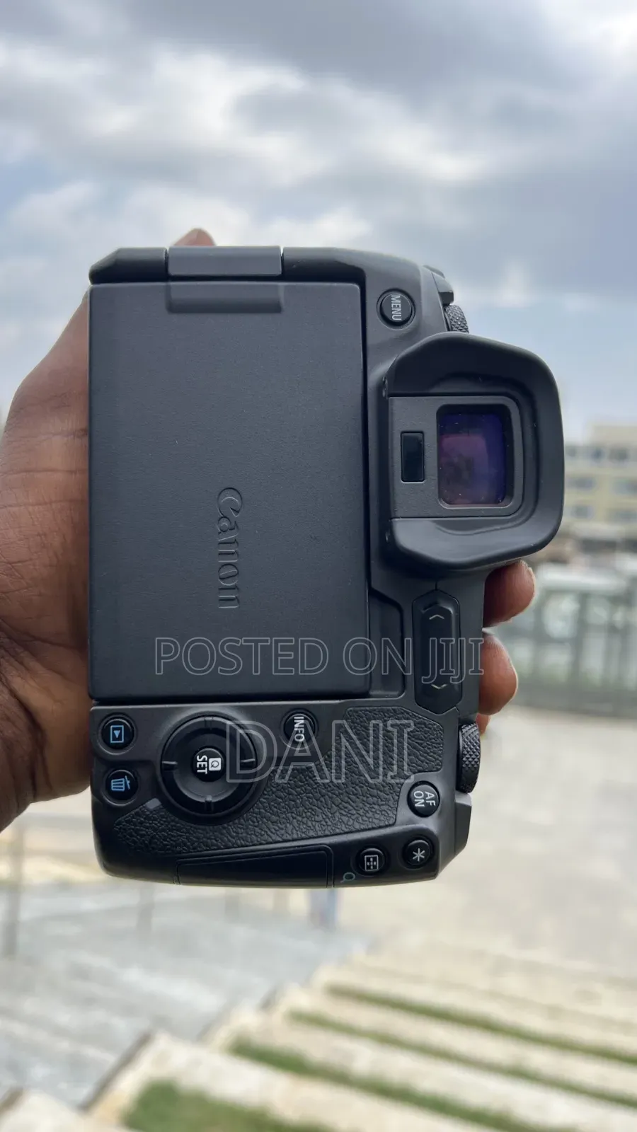Canon R Camera Body