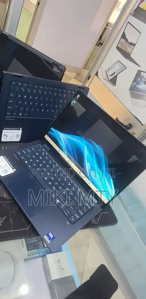 New Laptop HP OmniBook 7 14" 16GB Intel Core Ultra 5 SSD 512GB