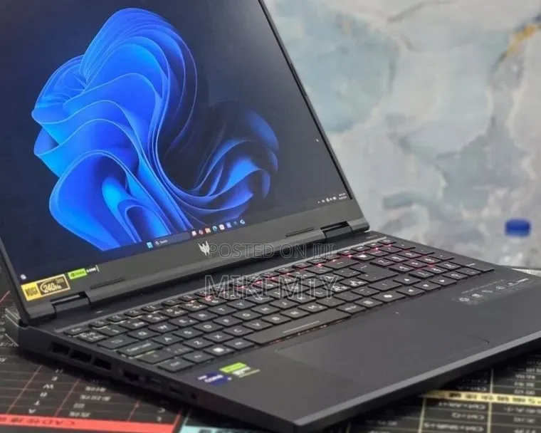 New Laptop Dell Vostro 1014 16GB Intel Core i7 SSD 512GB