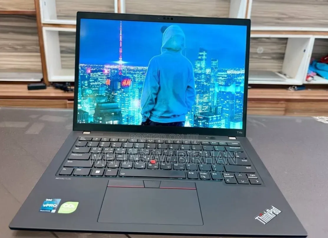 New Laptop Lenovo ThinkPad T14 32GB Intel Core i7 SSD 512GB