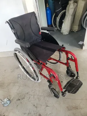 Mobility Catal 4C Is a Lightweight, High-Performance Manual Wheelchair