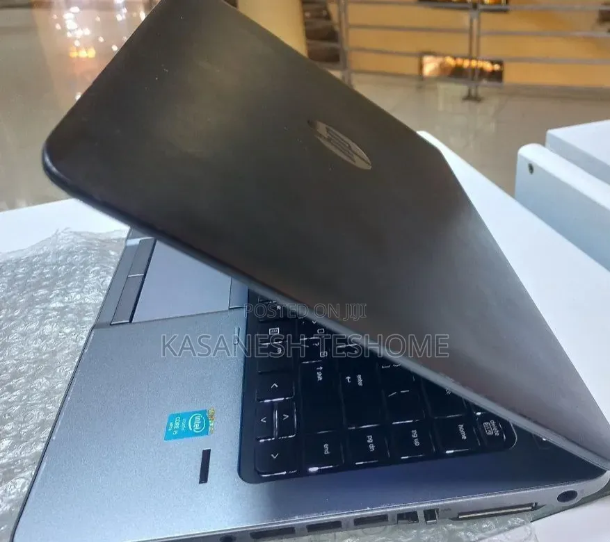 New Laptop HP EliteBook 840 G8 8GB Intel Core i5 SSD 500GB