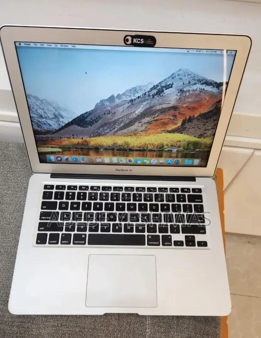 New Laptop Apple MacBook Air 2017 8GB Intel Core i5 SSD 256GB