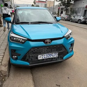 Toyota Raize 2022 Blue