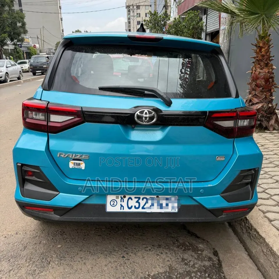 Toyota Raize 2022 Blue