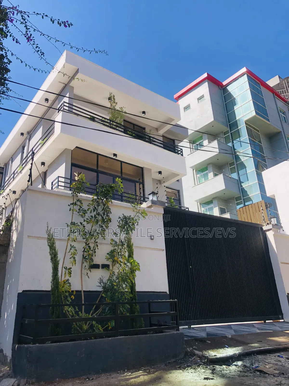Furnished 5bdrm House in Private, Yeka for sale