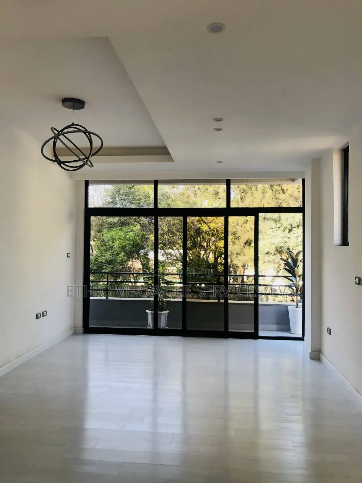 Furnished 5bdrm House in Private, Yeka for sale