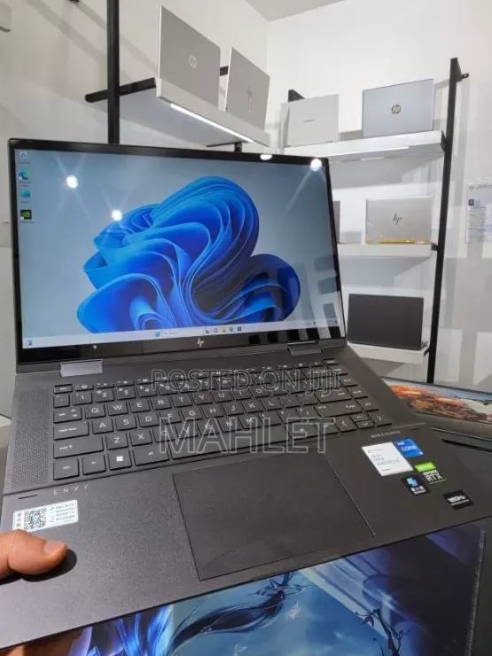 New Laptop HP Envy x360 16GB Intel Core i5 SSD 512GB