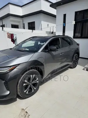 New Toyota bZ4X 2024 Gray