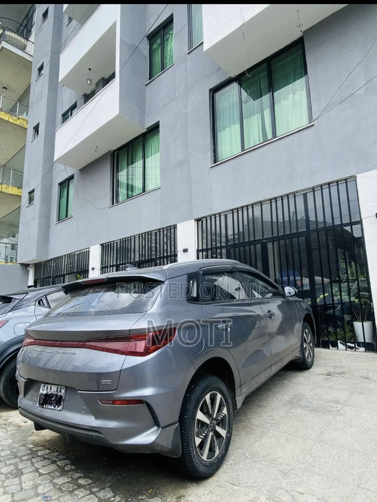 BYD E2 43 kWh 94 hp FWD 2025 Gray