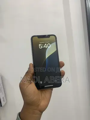New Apple iPhone XR 64 GB White