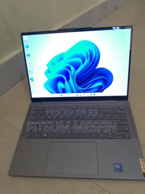 New Laptop Lenovo Yoga 7i 32GB Intel Core i7 SSD 512GB