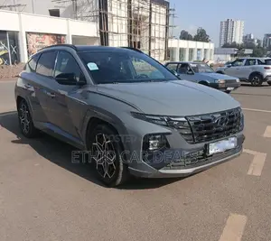 Hyundai Tucson 2022 Gray