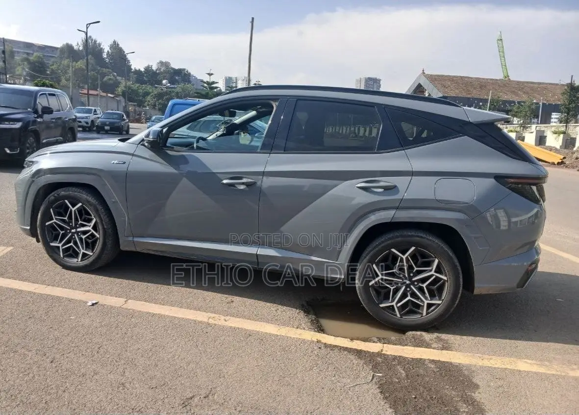 Hyundai Tucson 2022 Gray