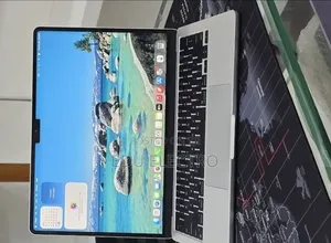 New Laptop Apple MacBook Air 2024 M3 16GB Apple M3 SSD 512GB