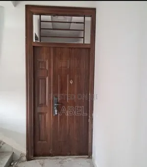 Victor Door | the Perfect Entrance Solution