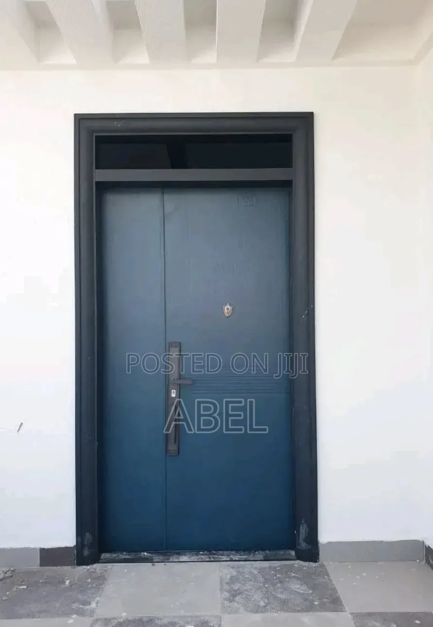 Victor Door | the Perfect Entrance Solution