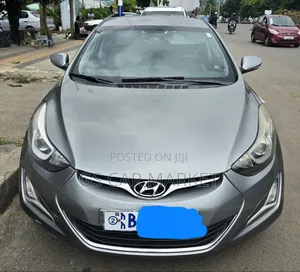 Hyundai Avante 2014 Silver