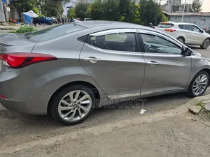 Hyundai Avante 2014 Silver