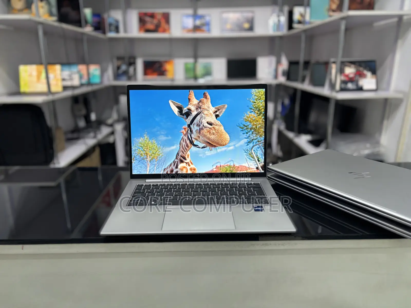 New Laptop HP ZBook Firefly 14 G10 16GB Intel Core i7 SSD 512GB