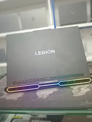 New Laptop Lenovo Legion Pro 7 32GB Intel Core Ultra 9 SSD 1T