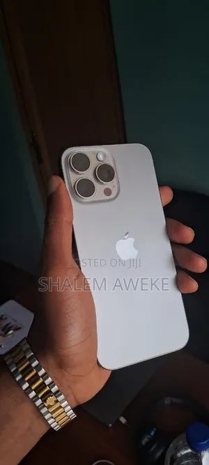 New Apple iPhone 16 Pro Max 512 GB Silver