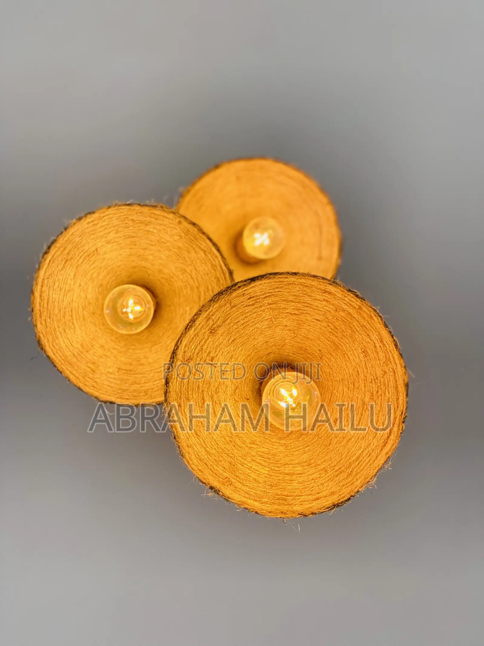 Traditional Lamp Holder