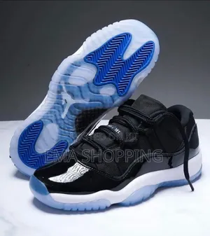 Air Jordan 11