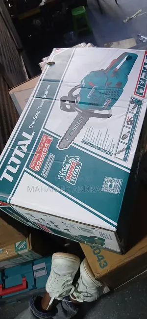 Total Gasoline Chain Saw 62cc("24" )