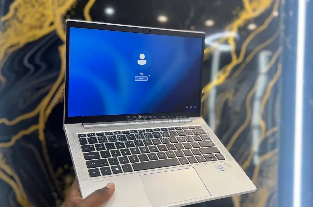 New Laptop HP EliteBook 830 G7 12GB Intel Core i5 SSD 512GB