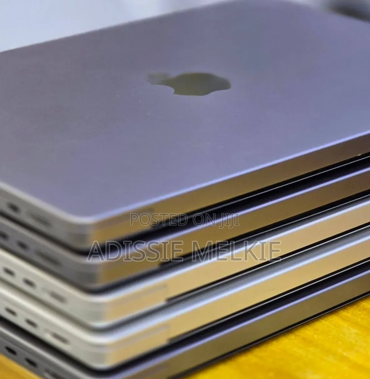 New Laptop Apple MacBook Pro 2020 M1 32GB Apple M1 Pro SSD 512GB