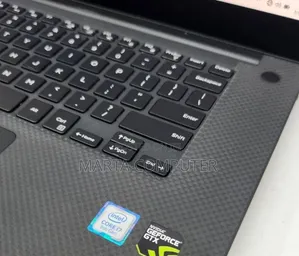 New Laptop Dell XPS 15 16GB Intel Core i7 SSD 512GB