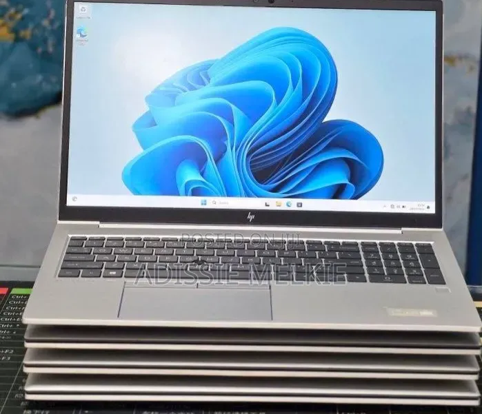 New Laptop HP EliteBook 850 G8 16GB Intel Core i7 SSD 512GB