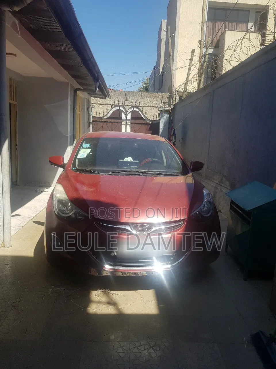Hyundai Avante 2011 Brown
