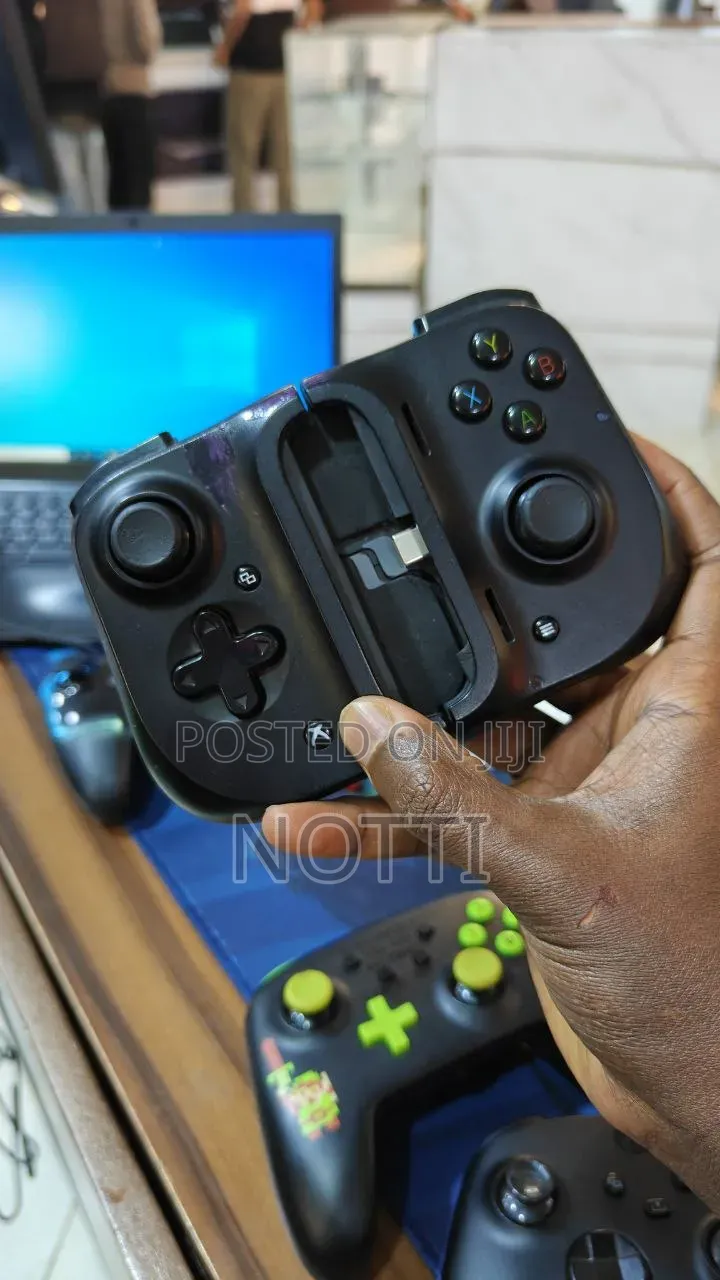 Mobile Game Controller