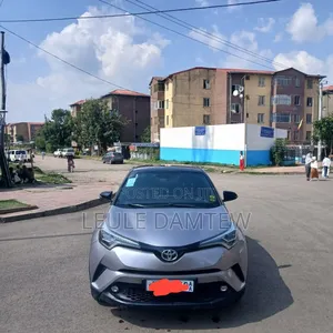 Toyota C-HR 2019 Silver